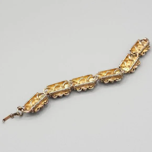 Womens Gold Tone Metal Fashion Bracelet Multicolor Rhinestones Faux Pearl 6 1/4 - Picture 5 of 8